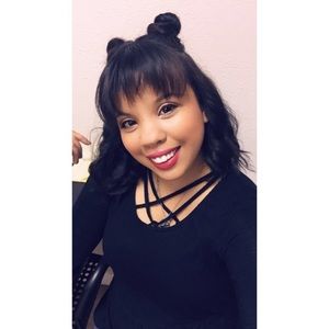 Meet your Posher, Lexie